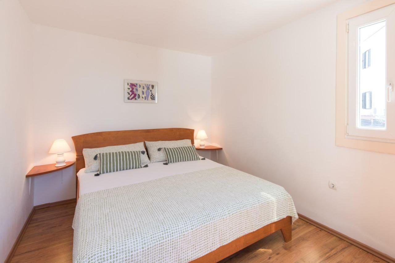 מאלינסקה Apartments Ivona מראה חיצוני תמונה