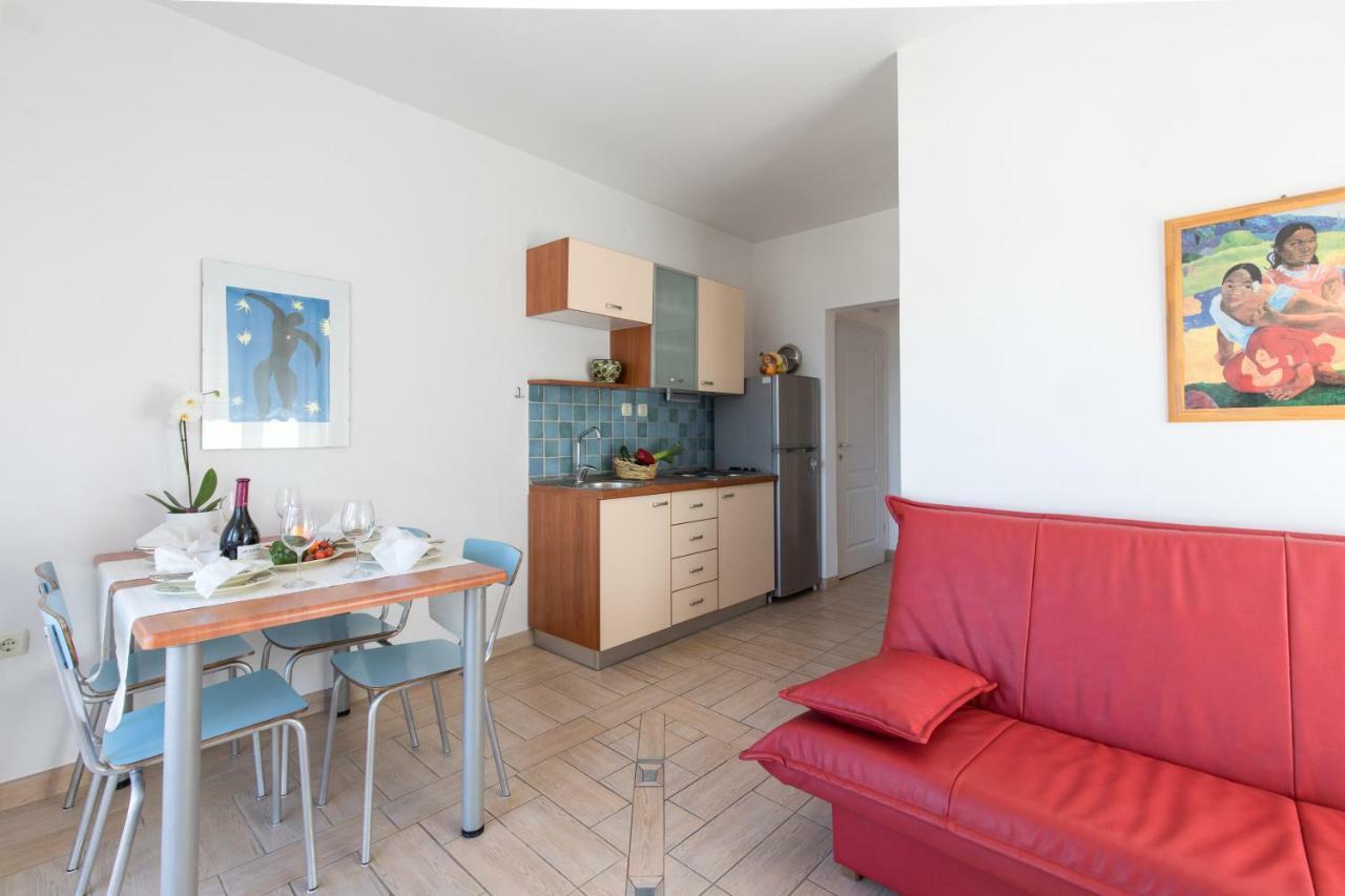 מאלינסקה Apartments Ivona מראה חיצוני תמונה